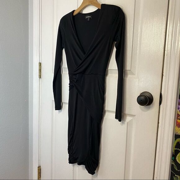 BeBe bodycon dress    - Picture 1 of 11